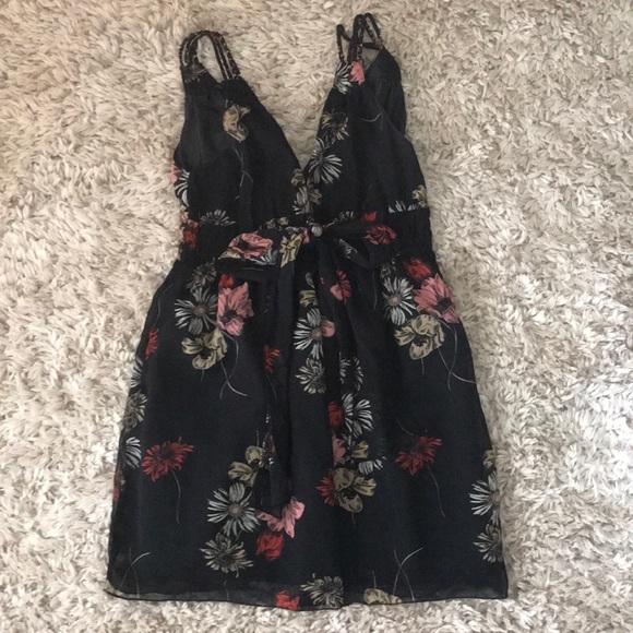 Floral Flowy Black mini dress - Picture 1 of 3